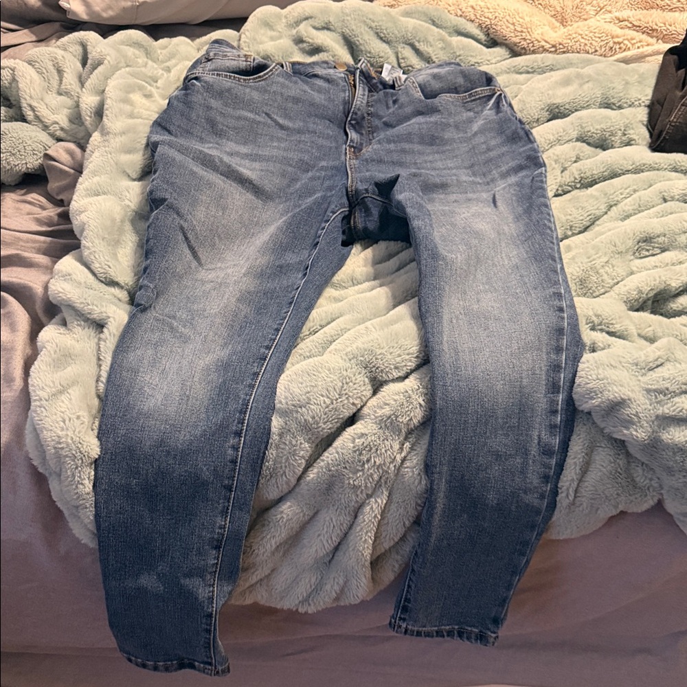 Time and tru high rise curvy skinny Medium Wash Blue Jeans